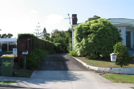 Photo of property in 4 Maui Street, New Lynn, Auckland, 0600