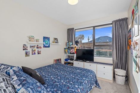 Photo of property in 2/17 Johns Road, Belfast, Christchurch, 8051