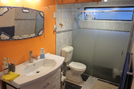 Photo of property in 110 Everglade Drive, Totara Heights, Auckland, 2105