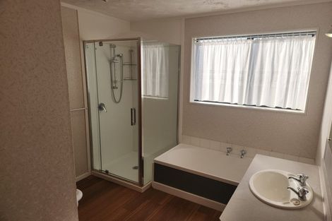 Photo of property in 7 Cedar Drive, Paraparaumu Beach, Paraparaumu, 5032