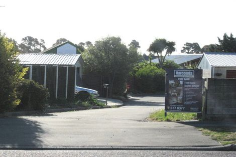 Photo of property in 87a Maces Road, Bromley, Christchurch, 8062