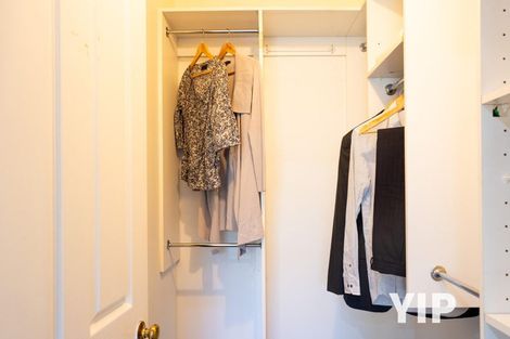 Photo of property in 15b Kinapori Terrace, Newlands, Wellington, 6037