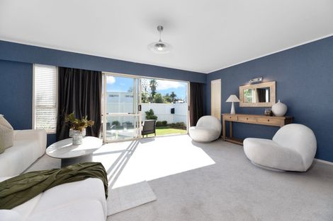 Photo of property in 129a Nile Road, Milford, Auckland, 0620
