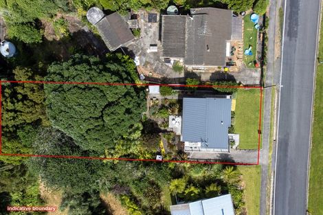 Photo of property in 88 Howard Road, Orere Point, Papakura, 2585