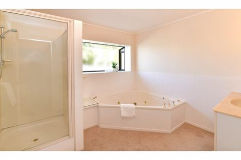 Photo of property in 6b Moenui Avenue, Orewa, 0931