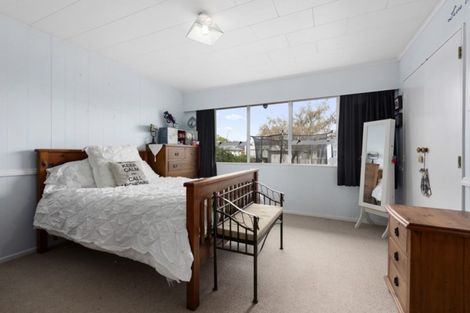 Photo of property in 82 California Drive, Totara Park, Upper Hutt, 5018