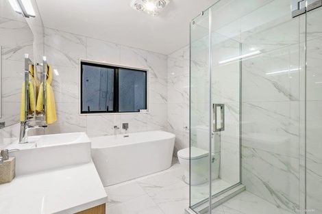 Photo of property in 36 Hikuawa Road, Flat Bush, Auckland, 2019