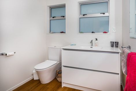 Photo of property in 106u7 Barbara Avenue, Whangamata, 3620