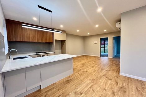 Photo of property in 16 Kiokio Place, Swanson, Auckland, 0614