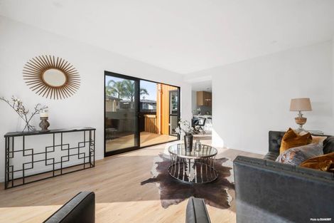 Photo of property in 2/46 Jillian Drive, Ranui, 0612