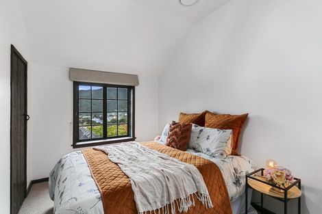 Photo of property in 19 Torwood Road, Khandallah, Wellington, 6035