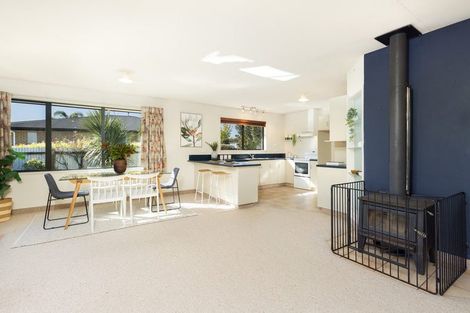 Photo of property in 24 Totara Park Avenue, Motueka, 7120