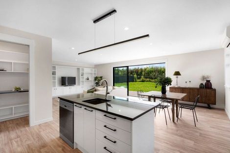 Photo of property in 27 Arihi Crescent, Frimley, Hastings, 4120