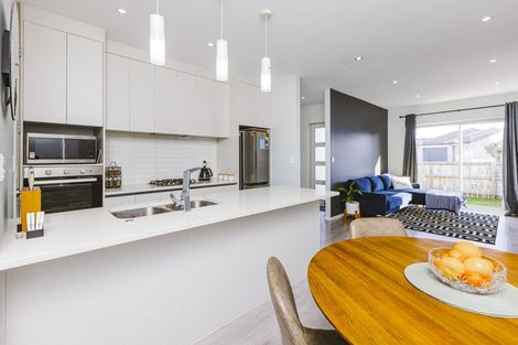 Photo of property in 11 Hemopo Street, Pukekohe, 2120