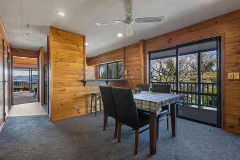 Photo of property in 33 Cable Bay Block Road, Cable Bay, 0420