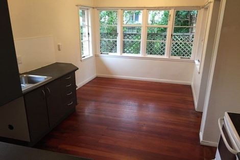 Photo of property in 260 Henderson Valley Road, Henderson, Auckland, 0612