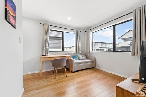 Photo of property in 16 Kearns Drive, Hobsonville, Auckland, 0616