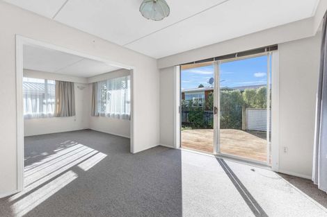 Photo of property in 39 Nevada Drive, Merrilands, New Plymouth, 4312