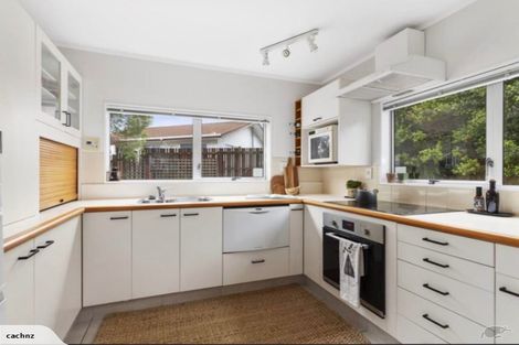 Photo of property in 13 Mallard Grove, Churton Park, Wellington, 6037