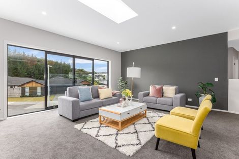 Photo of property in 4 Tradewinds Drive, Whitby, Porirua, 5024