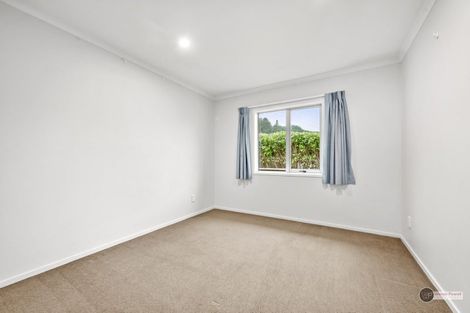 Photo of property in 73 Riverstone Drive, Riverstone Terraces, Upper Hutt, 5018