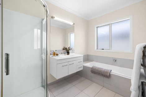 Photo of property in 10 Kapiti Drive, Poraiti, Napier, 4112