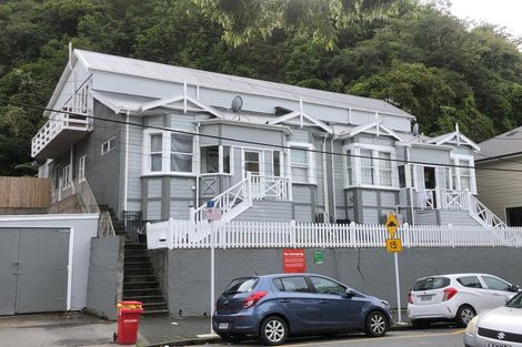 Photo of property in 142 Aro Street, Aro Valley, Wellington, 6021
