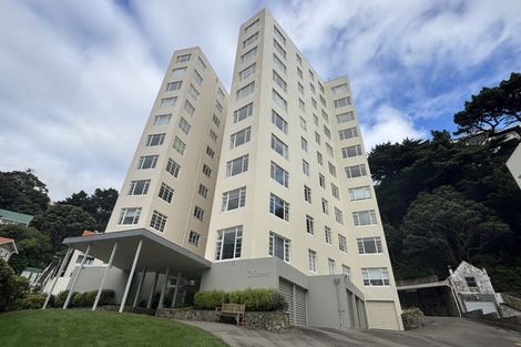 Photo of property in Wharenui Apartments, 274 Oriental Parade, Oriental Bay, Wellington, 6011