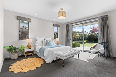 Photo of property in 14 Crown Close, Prebbleton, 7604