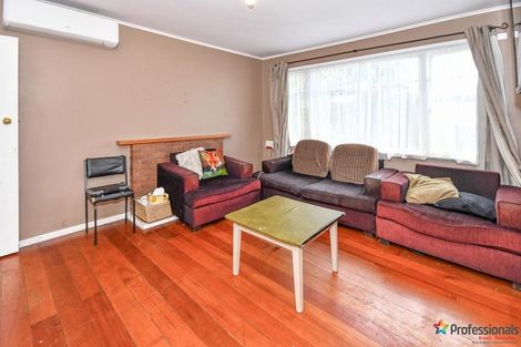 Photo of property in 1/66 Tawa Crescent, Manurewa, Auckland, 2102