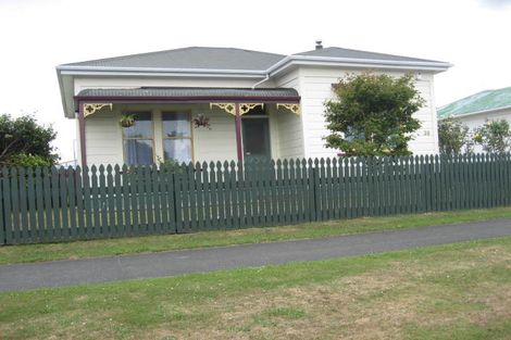 Photo of property in 38 Queen Street, Feilding, 4702