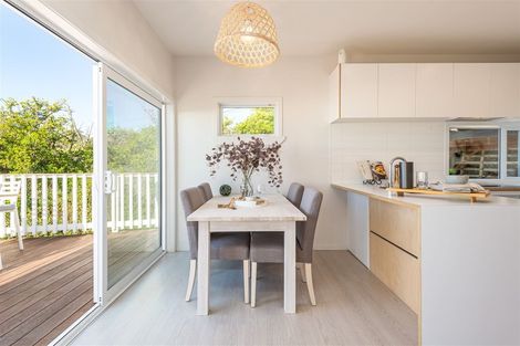 Photo of property in 182 Mount Pleasant Road, Mount Pleasant, Christchurch, 8081