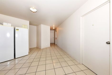 Photo of property in 160 Peverel Street, Riccarton, Christchurch, 8041