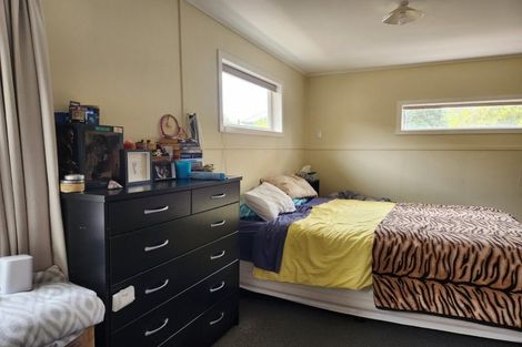 Photo of property in 7 Mcleod Street, Helensville, 0800