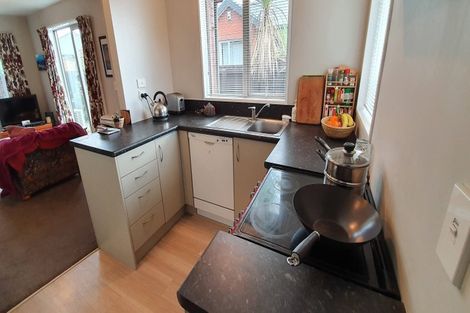 Photo of property in 17 Picton Avenue, Riccarton, Christchurch, 8011