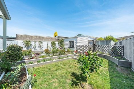 Photo of property in 20a Holyoake Crescent, Avalon, Lower Hutt, 5011