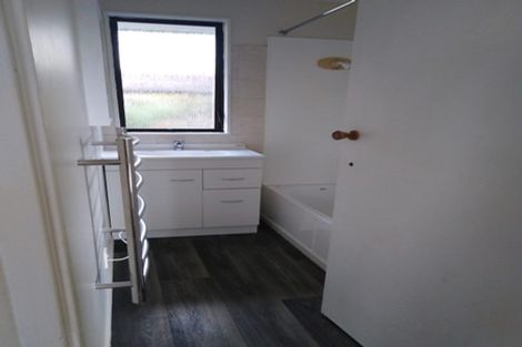 Photo of property in 11 Arde Place, Massey, Auckland, 0614