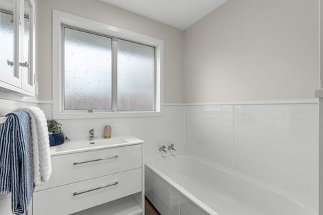 Photo of property in 2/18 Powell Crescent, Ilam, Christchurch, 8041