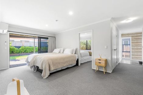 Photo of property in 2/2 Rhodes Fall, Rangatira Park, Taupo, 3330