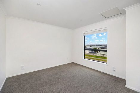 Photo of property in 4/1 Scott Road, Hobsonville, Auckland, 0616