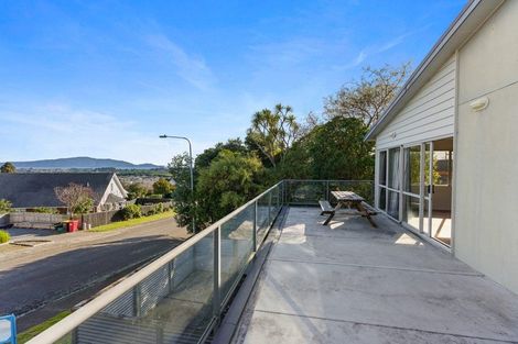 Photo of property in 5 Mohua Street, Waikanae, 5036