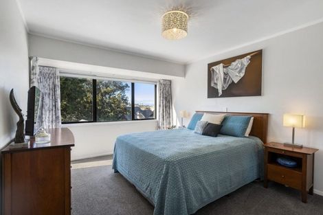 Photo of property in 1/17a Clematis Avenue, Murrays Bay, Auckland, 0630