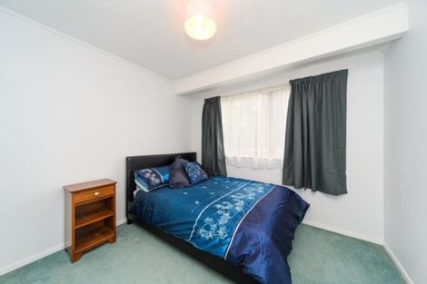 Photo of property in 8 Colonial Place, Kelvin Grove, Palmerston North, 4414