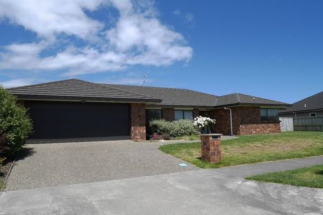 Photo of property in 4 Monarch Place, Paraparaumu Beach, Paraparaumu, 5032