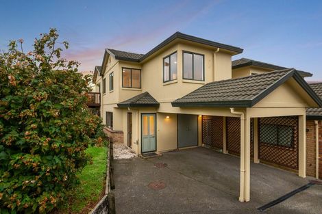 Photo of property in 1/6 Sunnydale Place, Oteha, Auckland, 0632