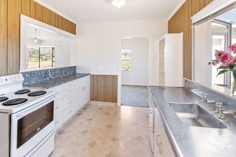 Photo of property in 1 Manuka Street, Castlecliff, Whanganui, 4501