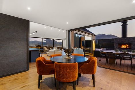 Photo of property in 8 Arran Lane, Jacks Point, Queenstown, 9371
