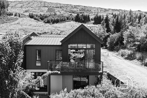 Photo of property in 10 Breaker Lane, Arthurs Point, Queenstown, 9371