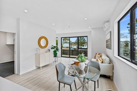 Photo of property in 56 Oreil Avenue, West Harbour, Auckland, 0618