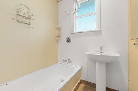 Photo of property in 4 Kuratawhiti Street, Greytown, 5712